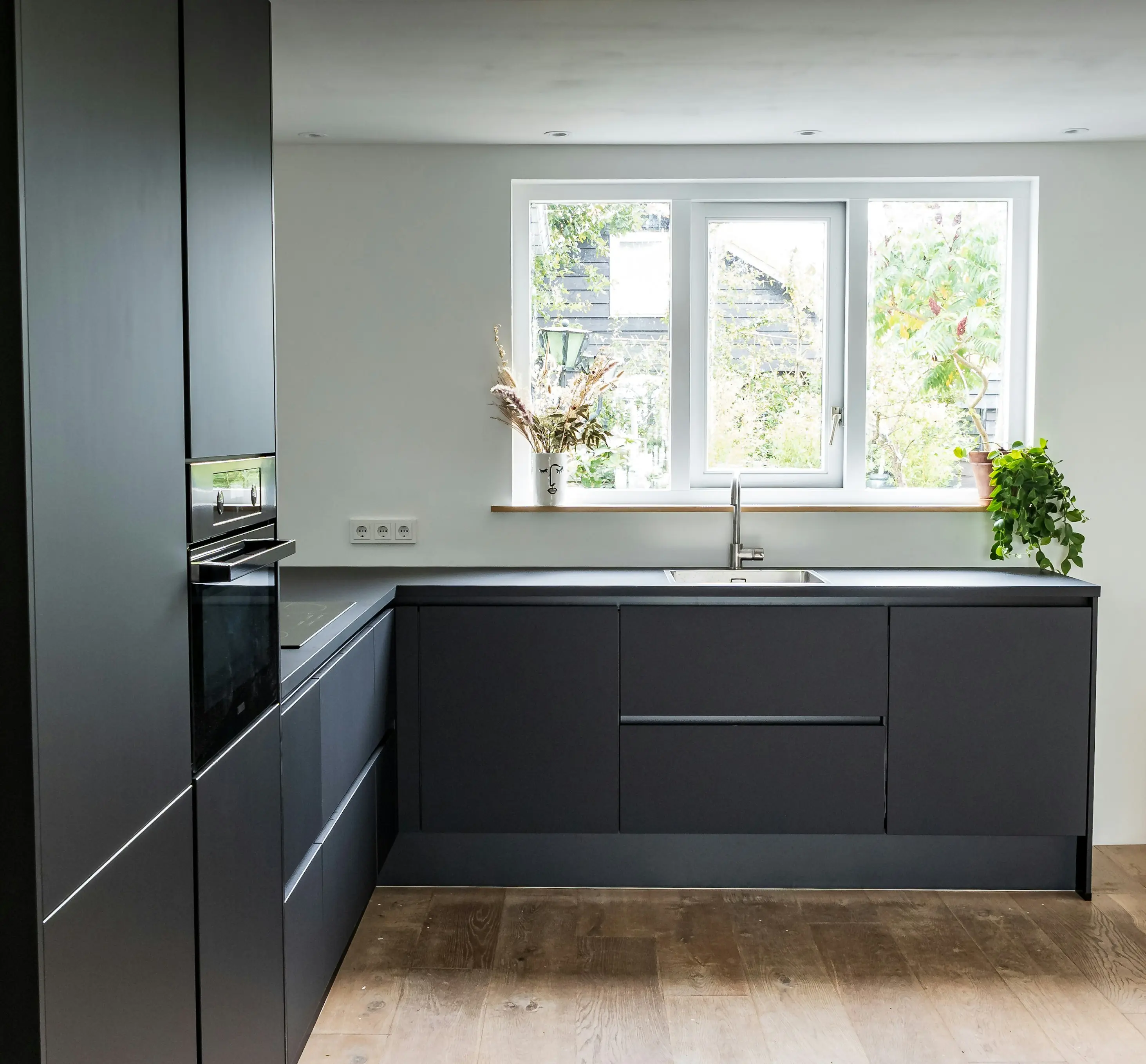 Contemporary kitchen design Delhi NCR